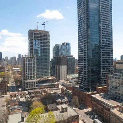 44,&nbsp;St Joseph, Bay Street Corridor, Toronto