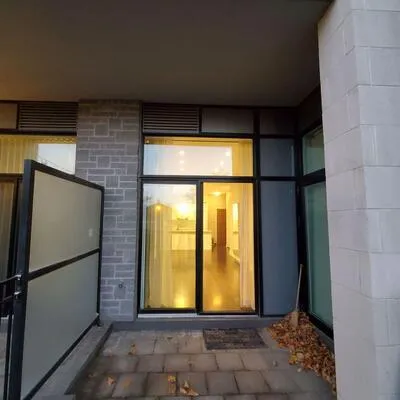 21,&nbsp;Clairtrell, Willowdale East, Toronto