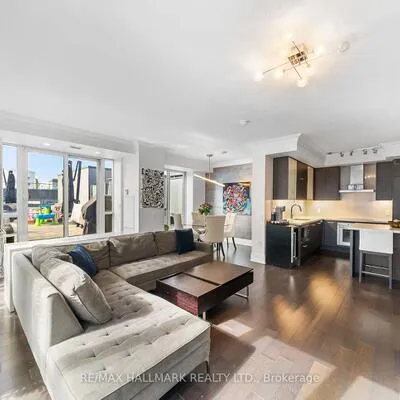 560,&nbsp;Front, Waterfront Communities C1, Toronto