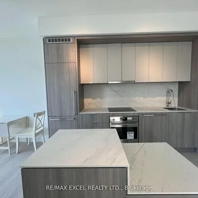 6,&nbsp;Greenbriar, Bayview Village, Toronto