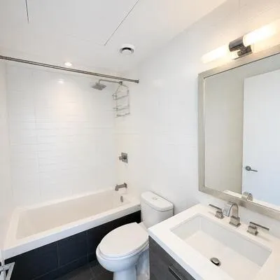224,&nbsp;King, Waterfront Communities C1, Toronto