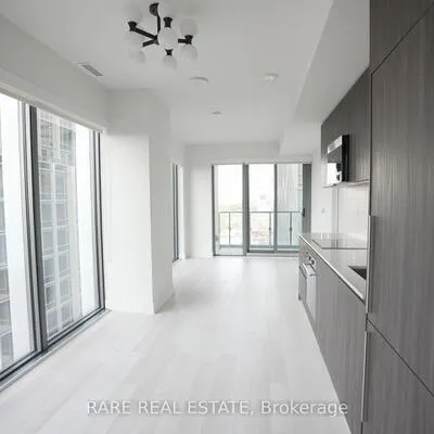 8,&nbsp;Cumberland, Annex, Toronto