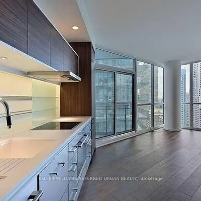 45,&nbsp;Charles, Church-Yonge Corridor, Toronto