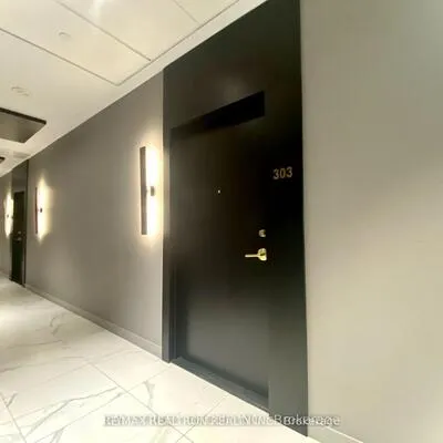 85,&nbsp;Wood, Church-Yonge Corridor, Toronto