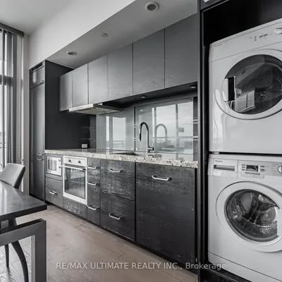 45,&nbsp;Charles, Church-Yonge Corridor, Toronto