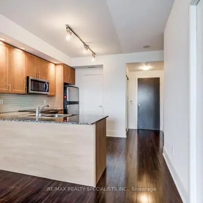 181,&nbsp;Wynford, Banbury-Don Mills, Toronto