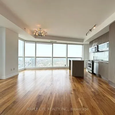 388,&nbsp;Yonge, Bay Street Corridor, Toronto