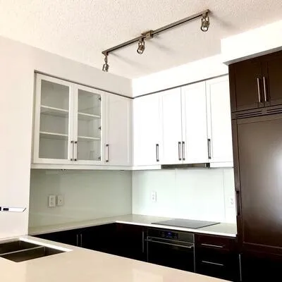 21,&nbsp;Clairtrell, Willowdale East, Toronto