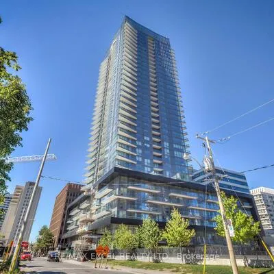 30,&nbsp;Roehampton, Mount Pleasant East, Toronto