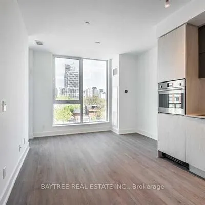 1,&nbsp;Belsize, Yonge-Eglinton, Toronto