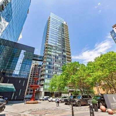 55,&nbsp;Scollard, Annex, Toronto