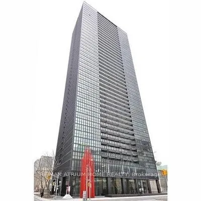 110,&nbsp;Charles, Church-Yonge Corridor, Toronto