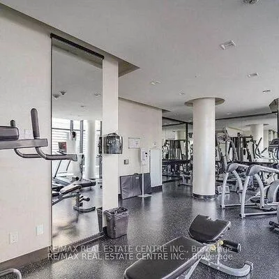 99,&nbsp;The Donway West, Banbury-Don Mills, Toronto