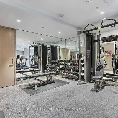 88,&nbsp;Cumberland, Annex, Toronto