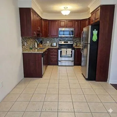 715,&nbsp;Don Mills, Flemingdon Park, Toronto