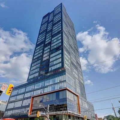 203,&nbsp;College, Kensington-Chinatown, Toronto