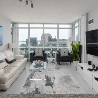 15,&nbsp;Fort York, Waterfront Communities C1, Toronto