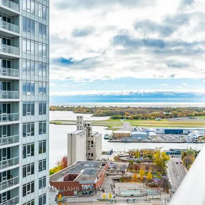 19,&nbsp;Bathurst, Waterfront Communities C1, Toronto