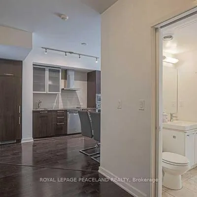 12,&nbsp;York, Waterfront Communities C1, Toronto