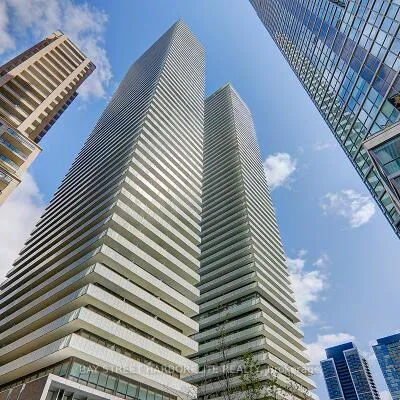 50,&nbsp;Charles, Bay Street Corridor, Toronto