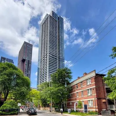 609,&nbsp;Sherbourne, North St. James Town, Toronto