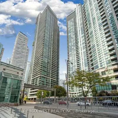 33,&nbsp;Bay, Waterfront Communities C1, Toronto