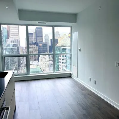 327,&nbsp;King, Waterfront Communities C1, Toronto