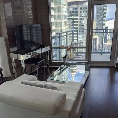 21,&nbsp;Widmer, Waterfront Communities C1, Toronto