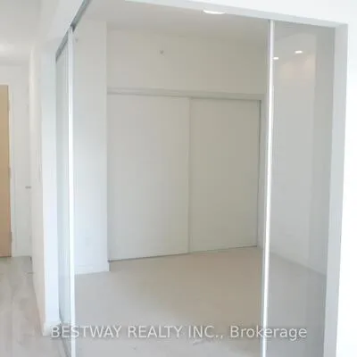 621,&nbsp;Sheppard, Bayview Village, Toronto