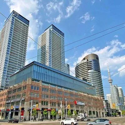 17,&nbsp;Bathurst, Waterfront Communities C1, Toronto
