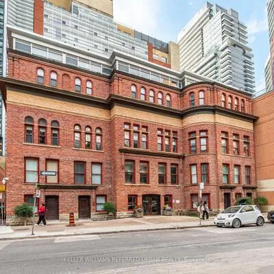 11,&nbsp;St Joseph, Bay Street Corridor, Toronto