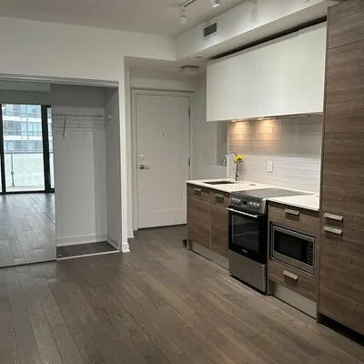 57,&nbsp;St Joseph, Bay Street Corridor, Toronto