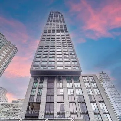 8,&nbsp;Wellesley West, Bay Street Corridor, Toronto