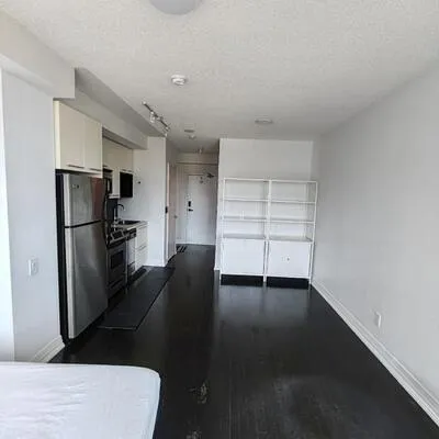 21,&nbsp;Carlton, Church-Yonge Corridor, Toronto