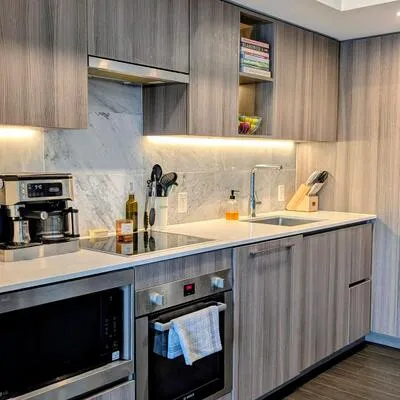 17,&nbsp;Bathurst, Waterfront Communities C1, Toronto