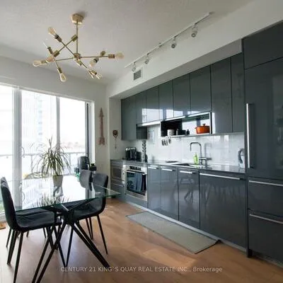 117,&nbsp;McMahon, Bayview Village, Toronto