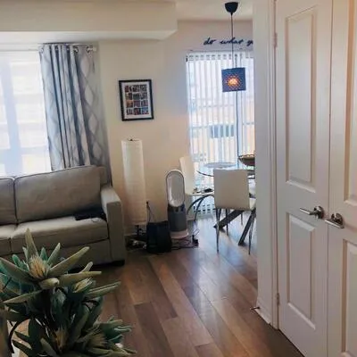 275,&nbsp;Yorkland, Henry Farm, Toronto