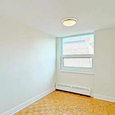 485,&nbsp;Huron, Annex, Toronto
