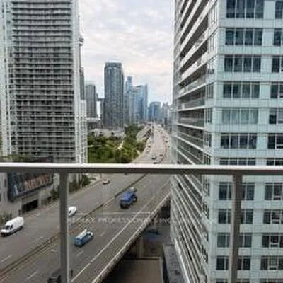 19,&nbsp;Bathurst, Waterfront Communities C1, Toronto