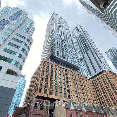 8,&nbsp;Widmer, Waterfront Communities C1, Toronto