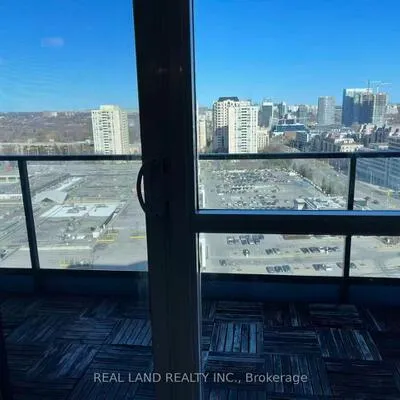 2885,&nbsp;Bayview, Bayview Village, Toronto