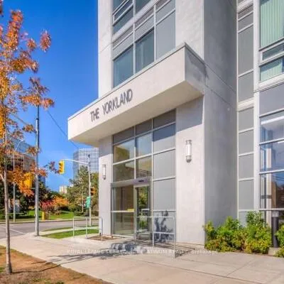275,&nbsp;Yorkland, Henry Farm, Toronto