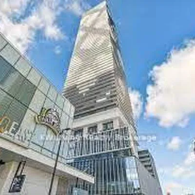 138,&nbsp;Downes, Waterfront Communities C8, Toronto