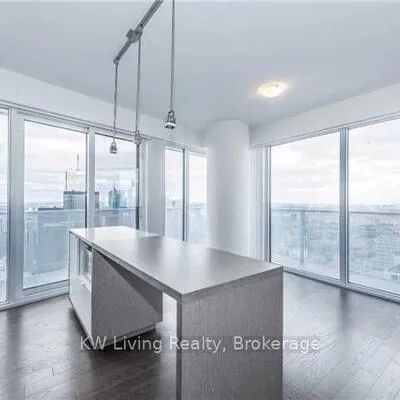 88,&nbsp;Harbour, Waterfront Communities C1, Toronto