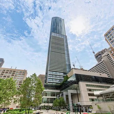 386,&nbsp;Yonge, Bay Street Corridor, Toronto