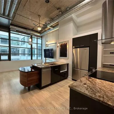 637,&nbsp;Lake Shore, Niagara, Toronto