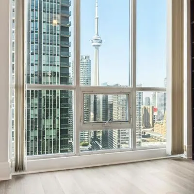 16,&nbsp;Yonge, Waterfront Communities C1, Toronto