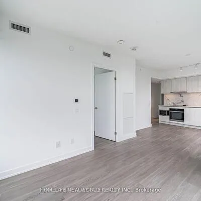 8,&nbsp;Wellesley, Bay Street Corridor, Toronto