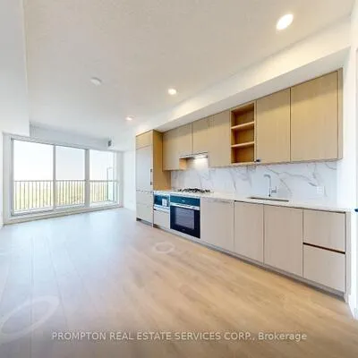 68,&nbsp;Esther Shiner, Bayview Village, Toronto