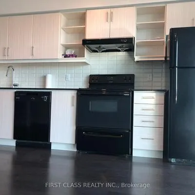 160,&nbsp;Vanderhoof, Thorncliffe Park, Toronto